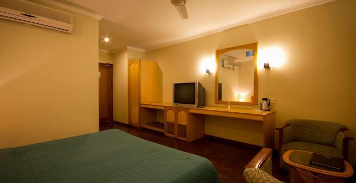 Hotel Hilltone Mount Abu Exterior photo