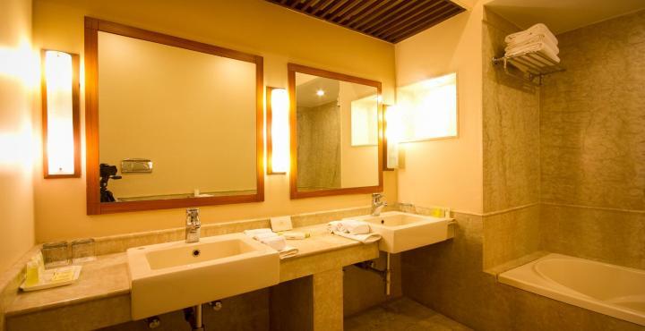 Hotel Hilltone Mount Abu Exterior photo