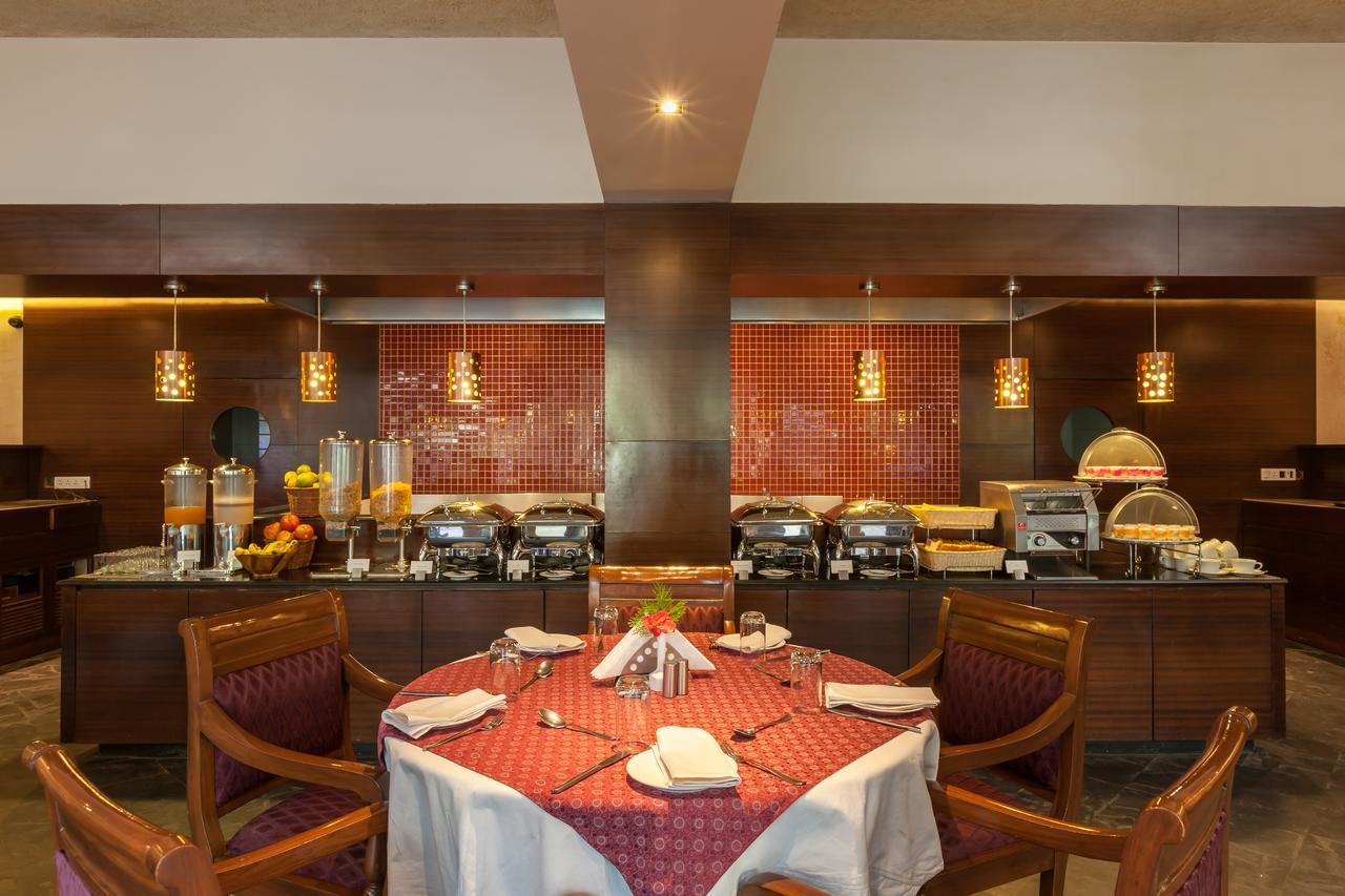 Hotel Hilltone Mount Abu Exterior photo